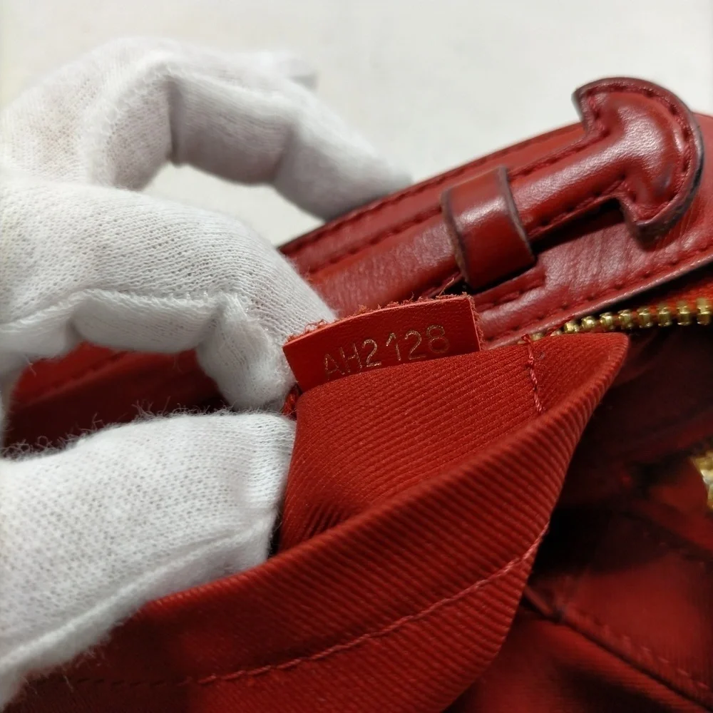 Louis Vuitton Saintonge Red Monogram